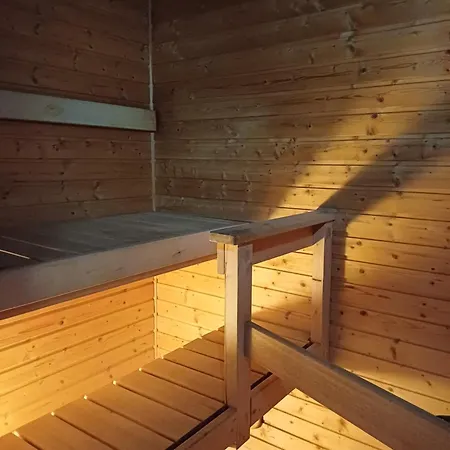 Apartament Henrikin Helmi *